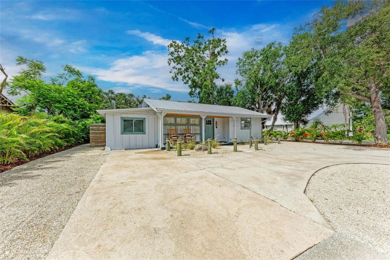 2304 Bahia Vista Street , Sarasota, FL 34239 Photo
