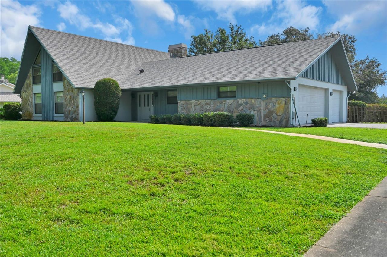821 N Golf Course Drive , Crystal River, FL 34429 Photo