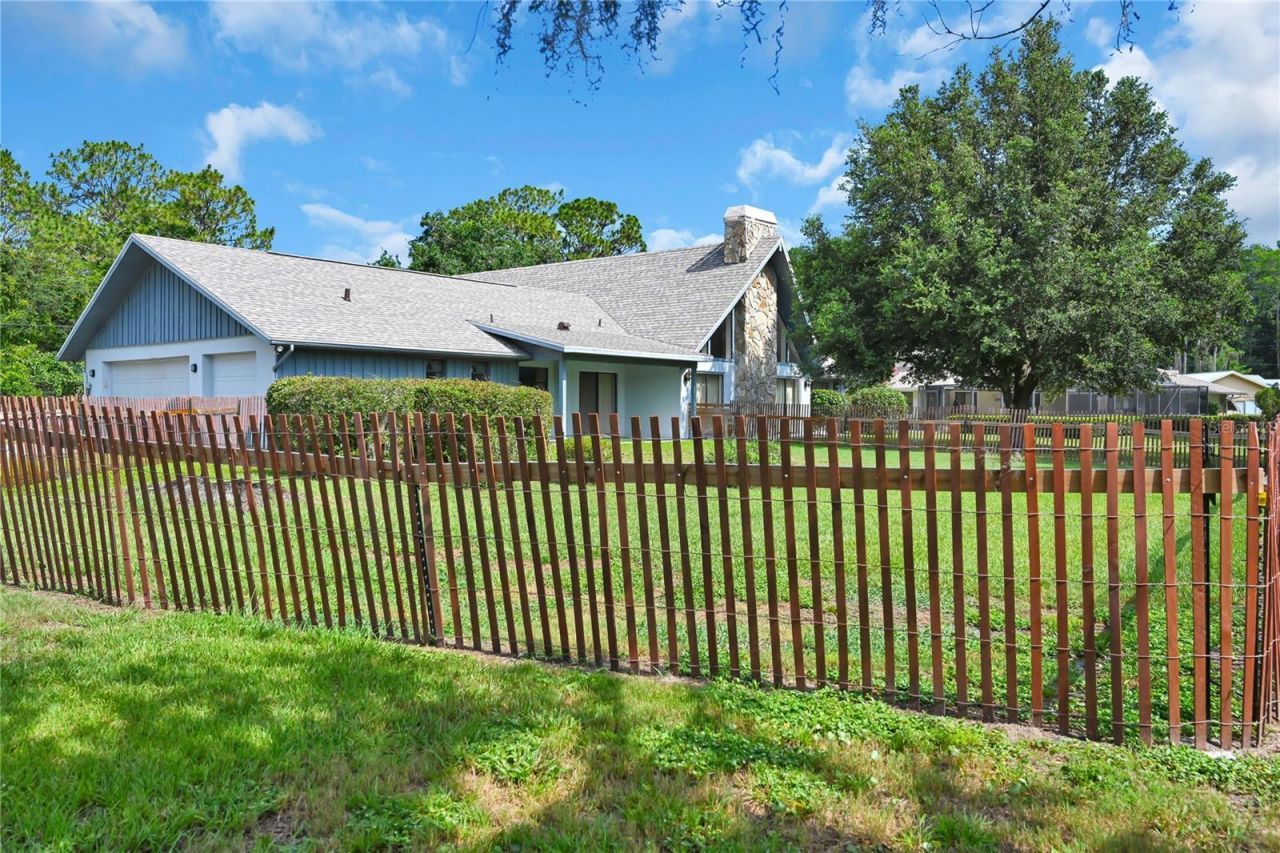 821 N Golf Course Drive , Crystal River, FL 34429 Photo