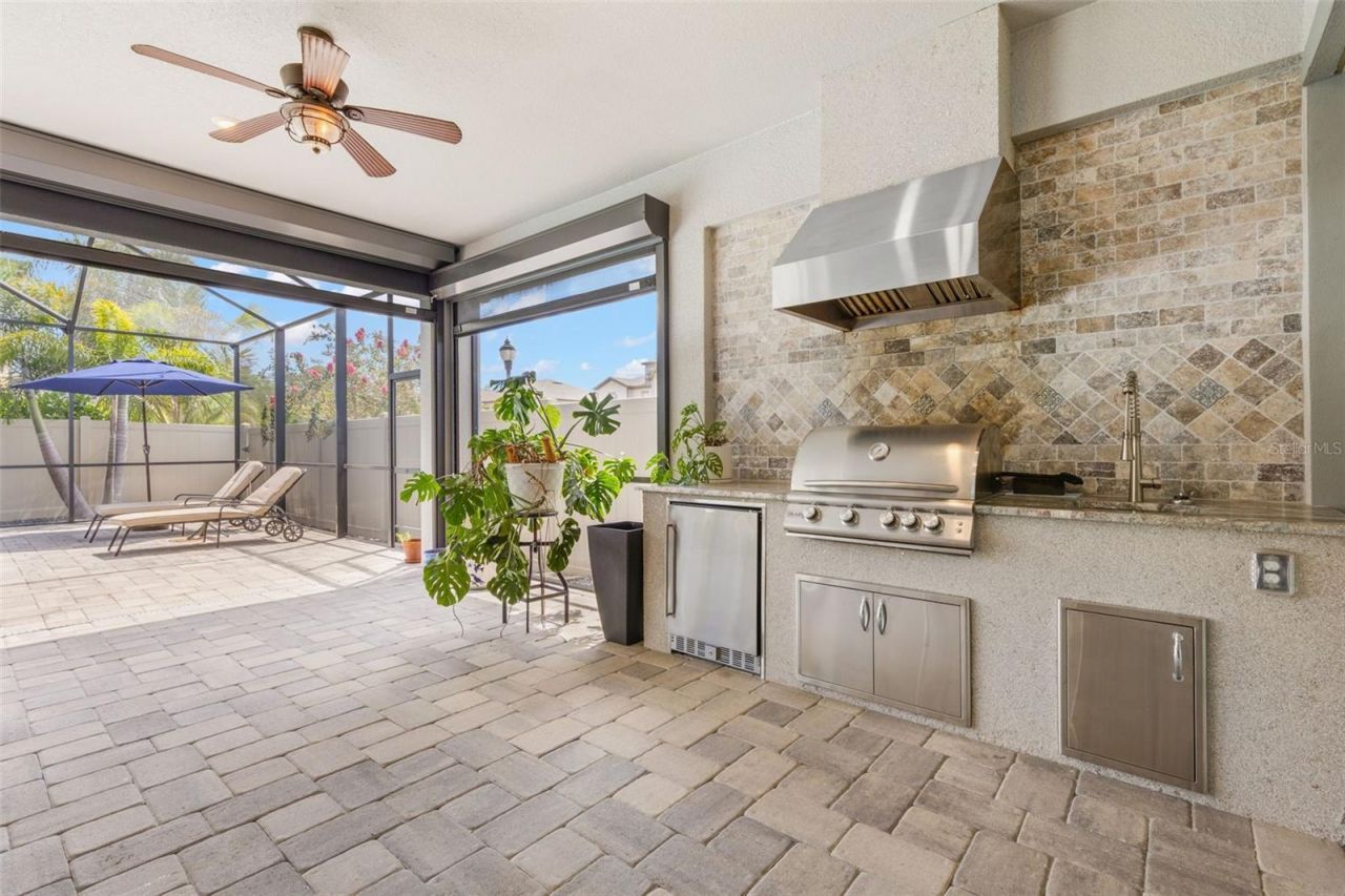 1528 Forest Glen Court, Palm Harbor, FL 34683 Photo