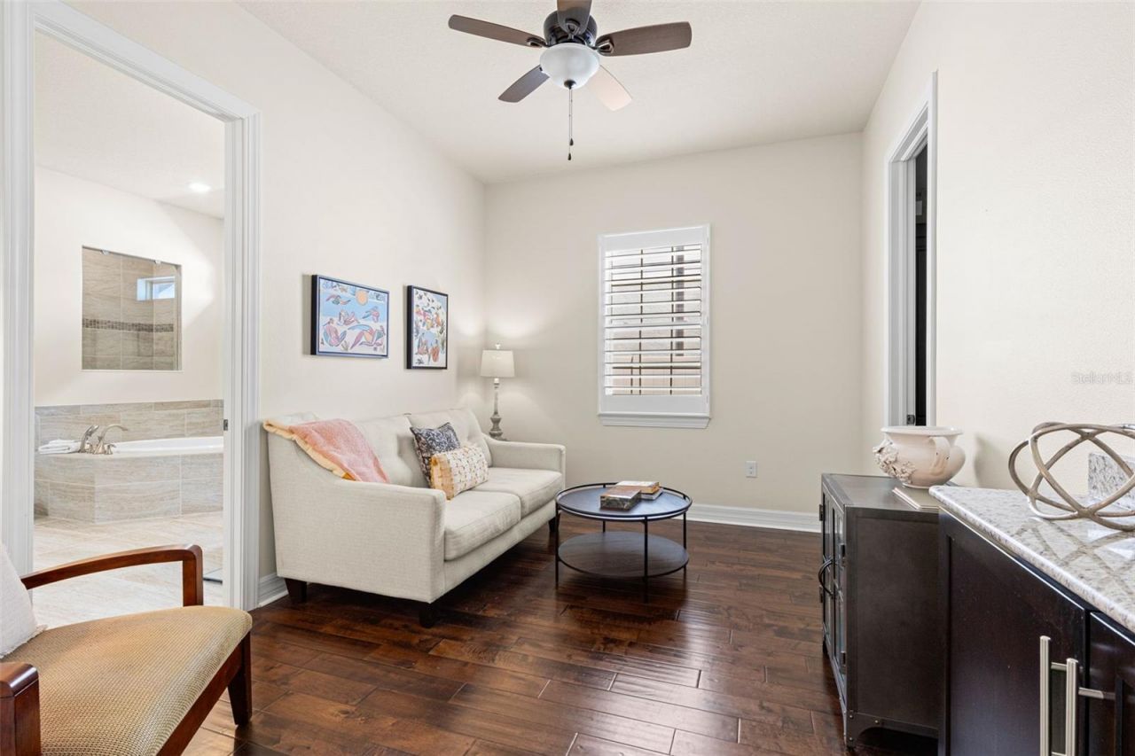 1528 Forest Glen Court, Palm Harbor, FL 34683 Photo