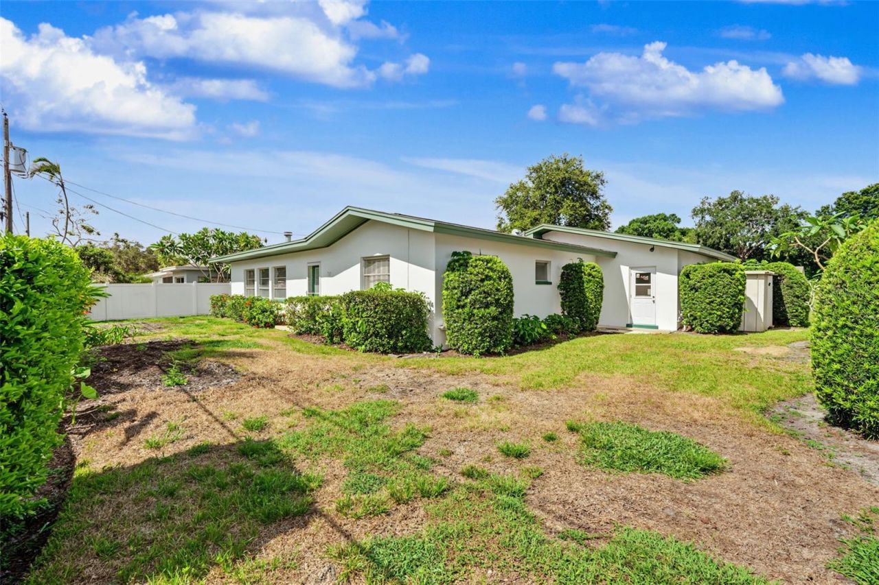 981 Stephen Foster Drive, Largo, FL 33771 Photo