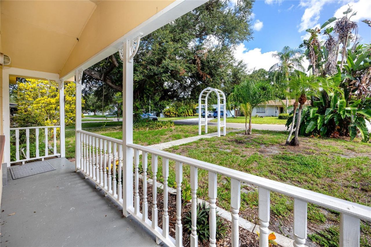 5220 11th Avenue N, Saint Petersburg, FL 33710 Photo