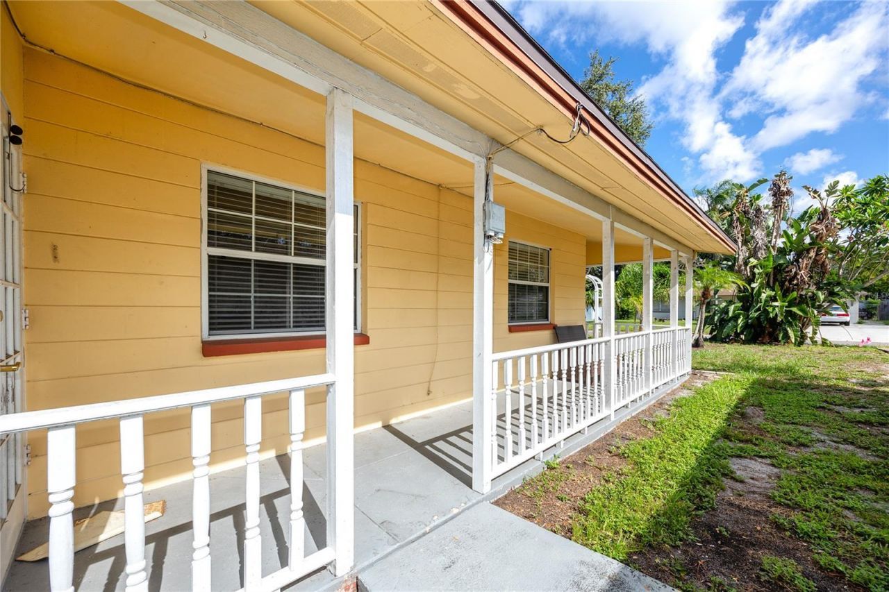 5220 11th Avenue N, Saint Petersburg, FL 33710 Photo