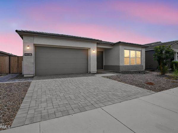 22677 E LORDS Way, Queen Creek, AZ 85142
