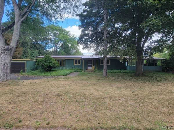 7670 River Road , Baldwinsville, NY 13027