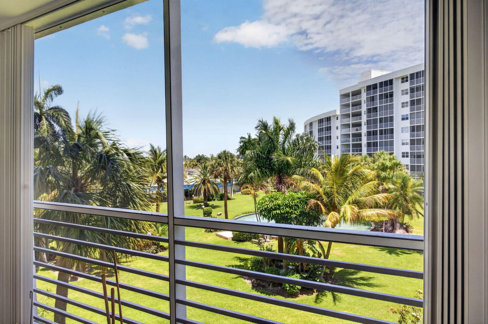 2731 NE 14th St Causeway, Unit 405, Pompano Beach, FL 33062 Photo