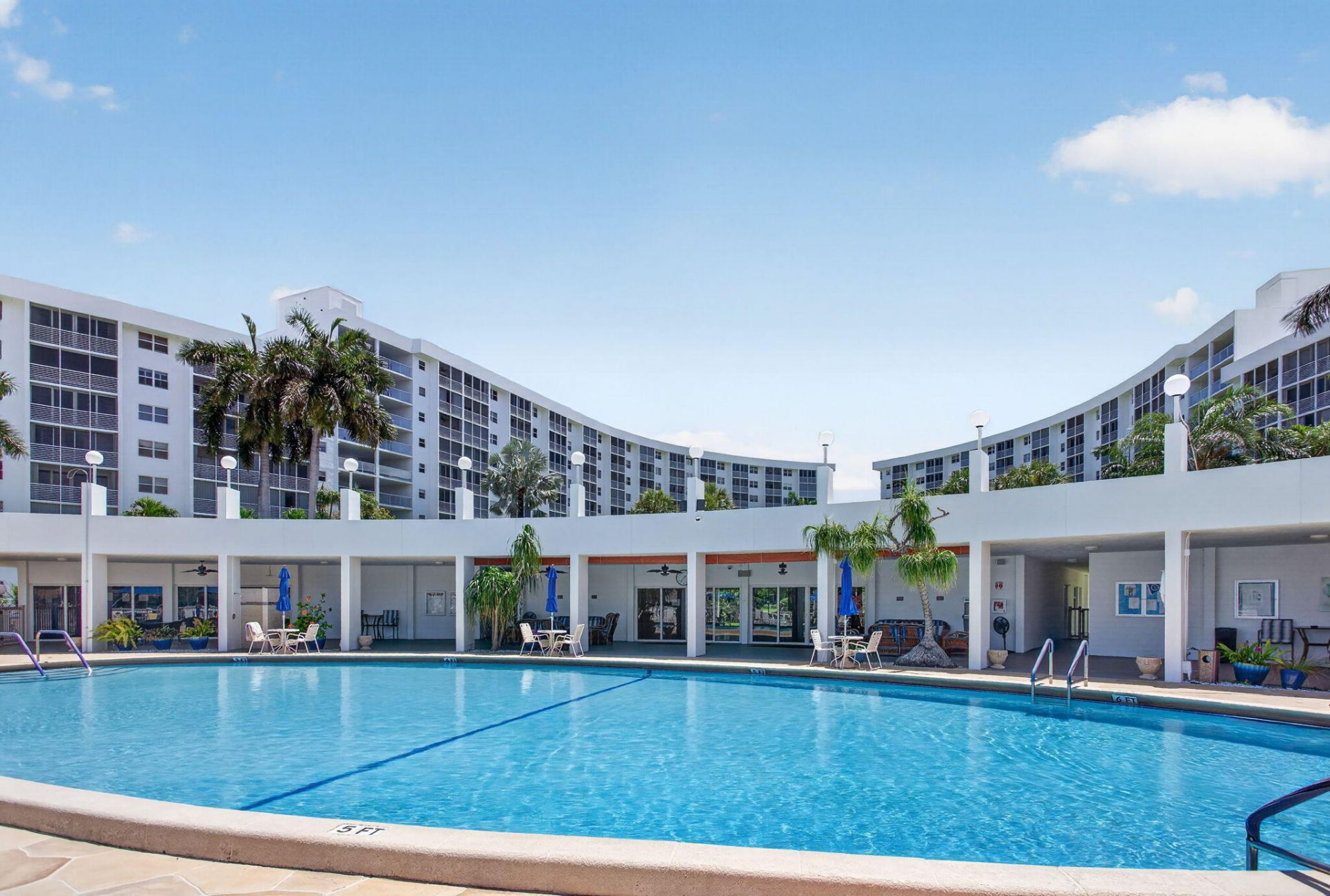 2731 NE 14th St Causeway, Unit 405, Pompano Beach, FL 33062 Photo