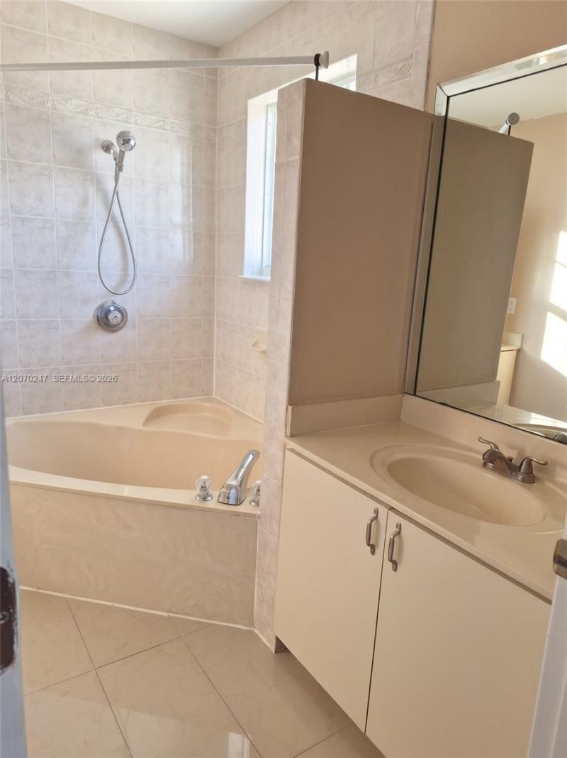 7366 SW 152nd Ave, Unit 103, Miami, FL 33193 Photo