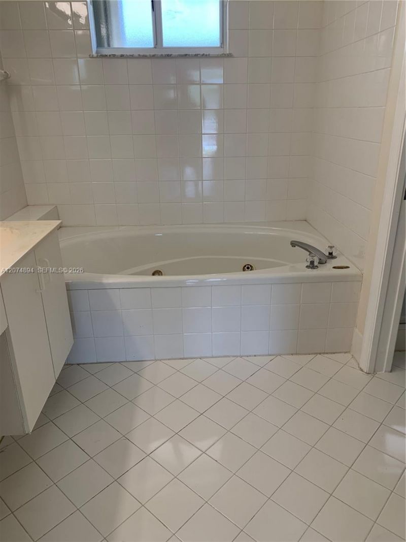 4447 NW 98th Ave , Doral, FL 33178 Photo