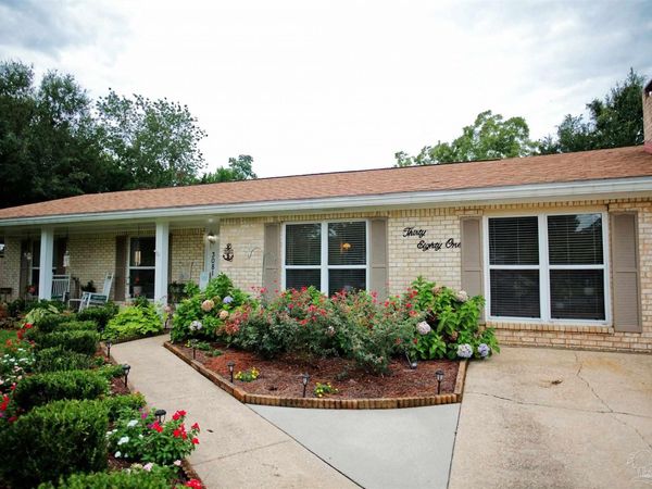 3081 Whistler Dr, Pensacola, FL 32503