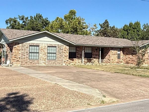 205 Parkway DR, Cedar Park, TX 78613