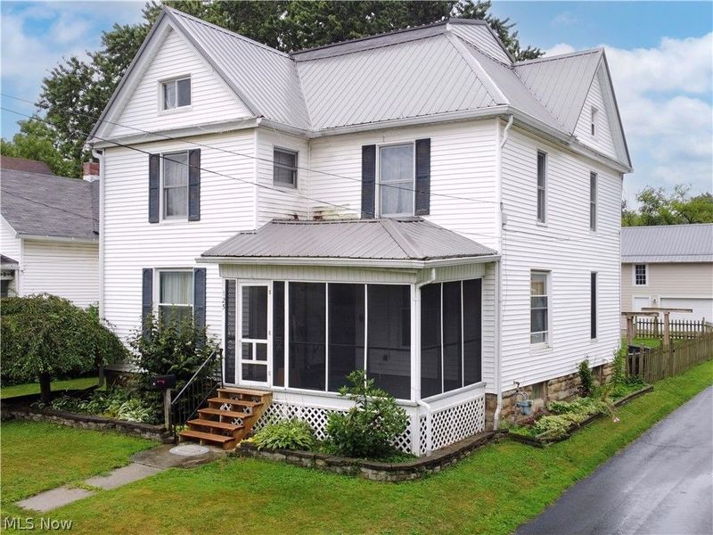 125 E Walnut Street, Ashland, OH 44805 Photo 2