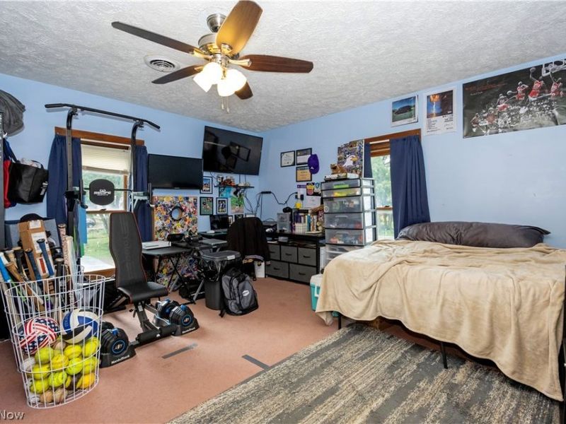 125 E Walnut Street, Ashland, OH 44805 Photo 9