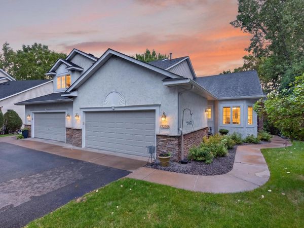 13250 39th Avenue N, Plymouth, MN 55441