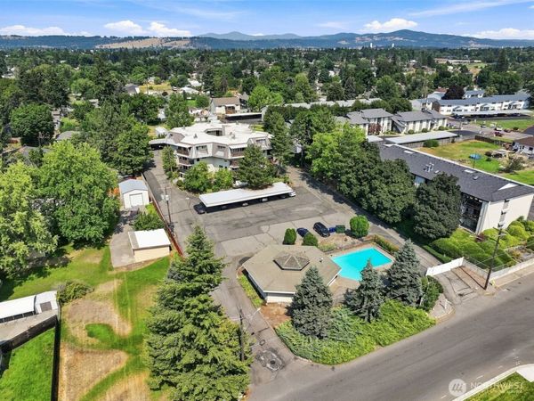 10321 E Main Avenue , Unit 202, Spokane Valley, WA 99206