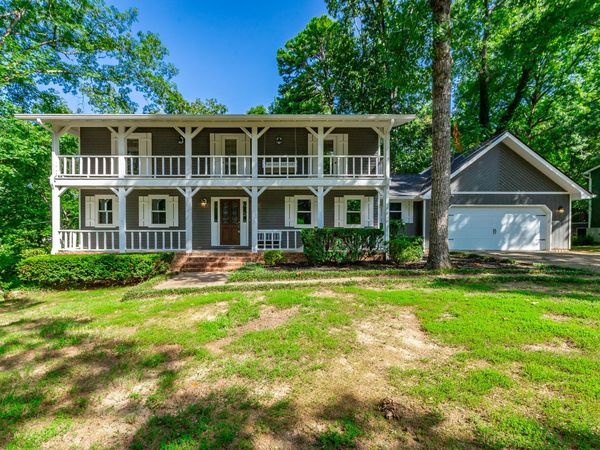 6501 Lake Shadows Circle, Hixson, TN 37343