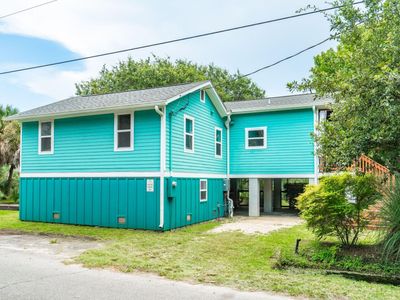 213 E Cooper Avenue, Folly Beach, SC 29439
