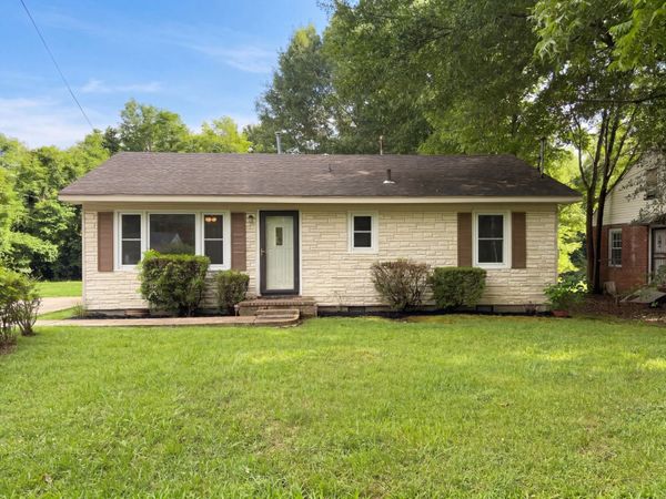 80 James St , Jackson, TN 38301