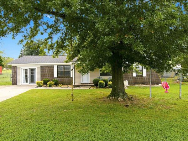 184 Chesapeake Drive, Scottsboro, AL 35769