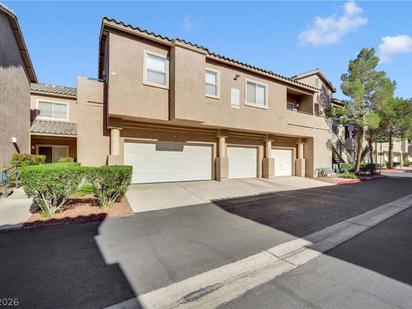 2000 Quarry Ridge Street, Unit 104, Las Vegas, NV 89117