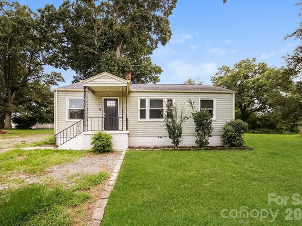 309 Eastside Drive , Statesville, NC 28625