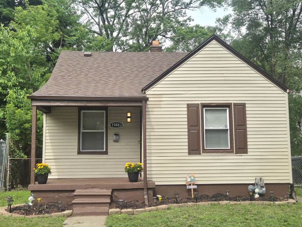 19483 Rosemont Avenue, Detroit, MI 48219