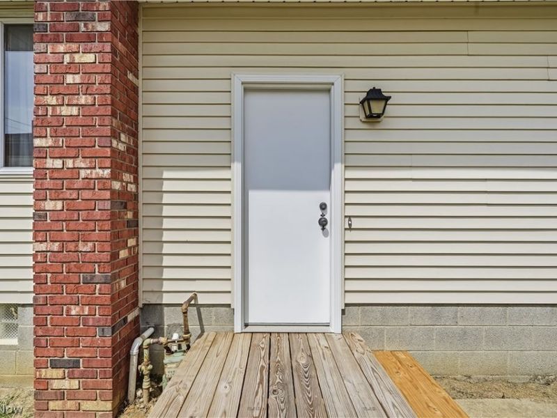 252 Clinton Avenue, Akron, OH 44301 Photo 11