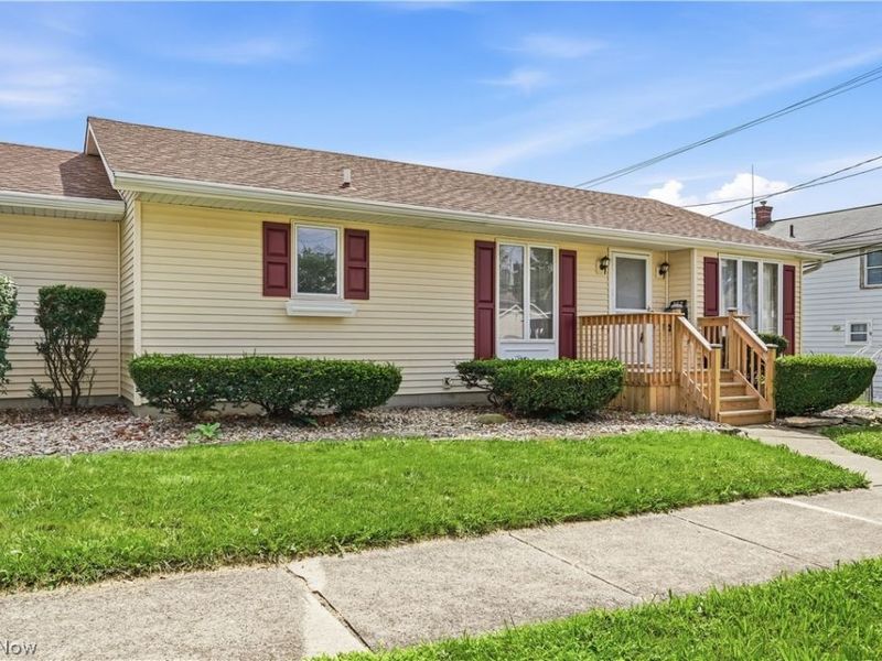 252 Clinton Avenue, Akron, OH 44301 Photo 2