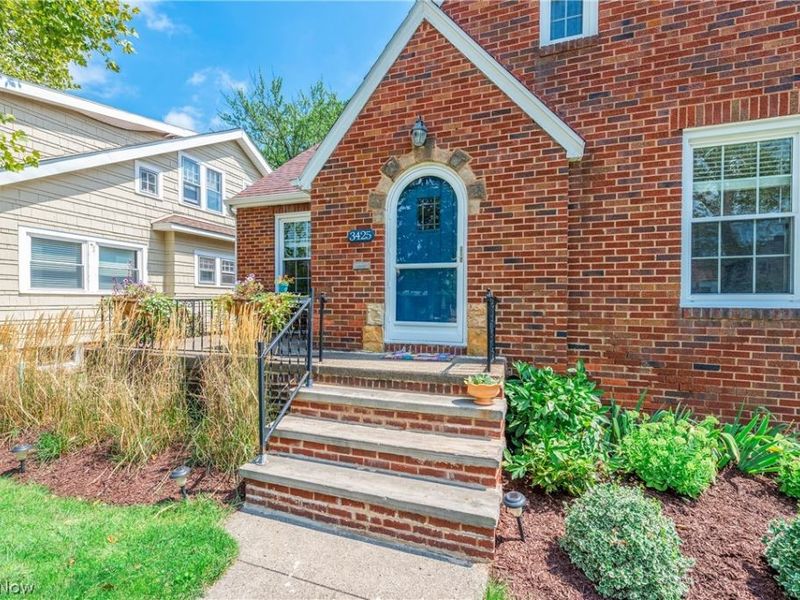 3425 W 159th Street, Cleveland, OH 44111 Photo 2