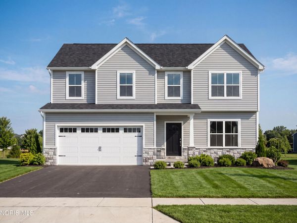 2704 Cross Ridge Way, Perrysburg, OH 43551