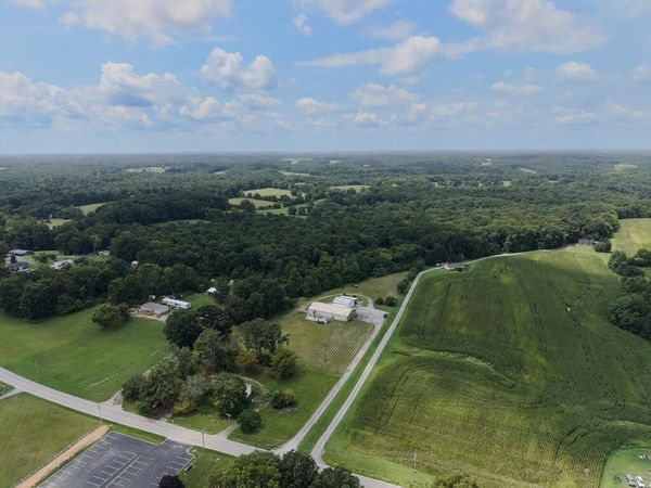 430 Carthage Rd, Red Boiling Springs, TN 37150