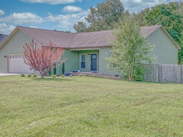 371 Autumn Hill Dr, Rickman, TN 38580