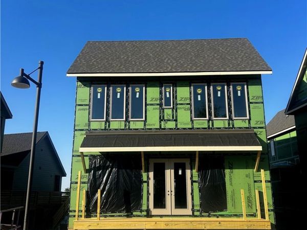 2318 W Markham , Fayetteville, AR 72701