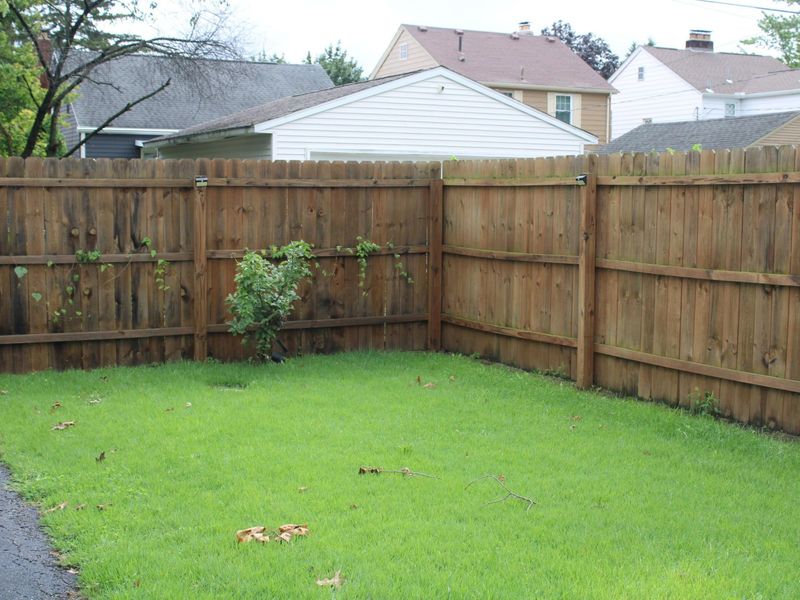 626 Salisbury Road , Columbus, OH 43204 Photo 17