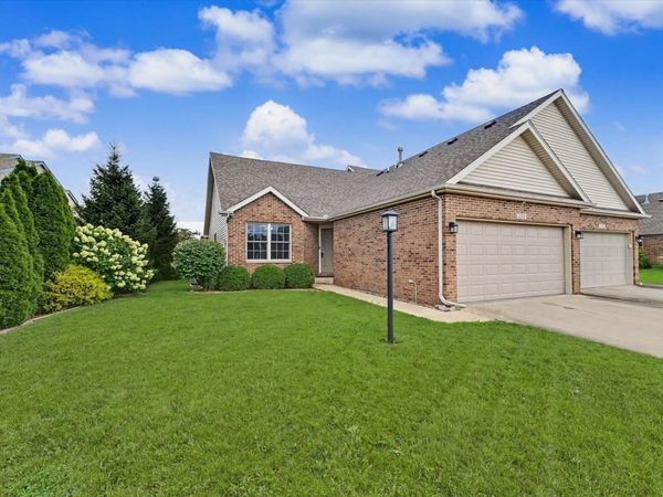 2506 Windward Boulevard , Champaign, IL 61821