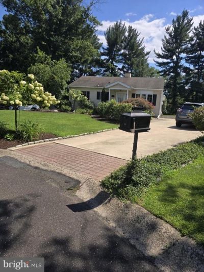 22 ELM TERRACE , DOYLESTOWN, PA 18901