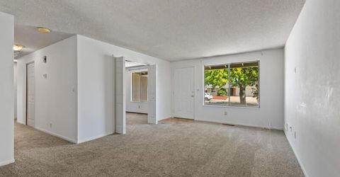4055 Parque Verde Lane, Reno, NV 89502 Photo
