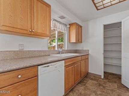 4055 Parque Verde Lane, Reno, NV 89502 Photo