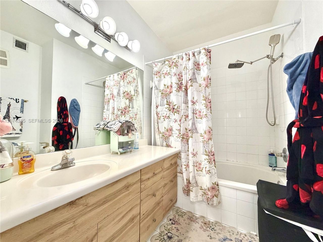 8964 W Flagler St , Unit 107, Miami, FL 33174 Photo