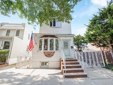88-35 75th Avenue, Glendale, NY 11385