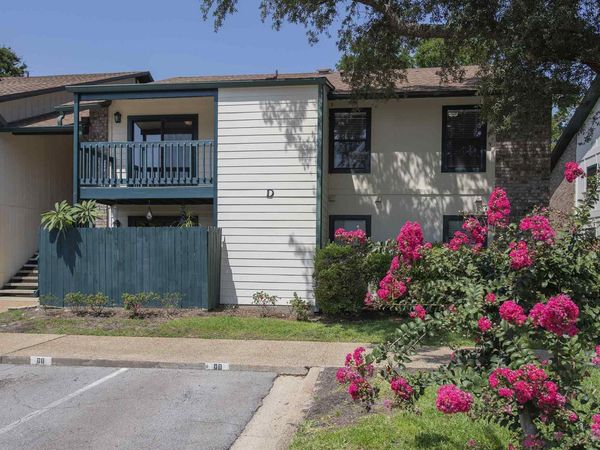 2299 Scenic Hwy, Unit D-8, Pensacola, FL 32503