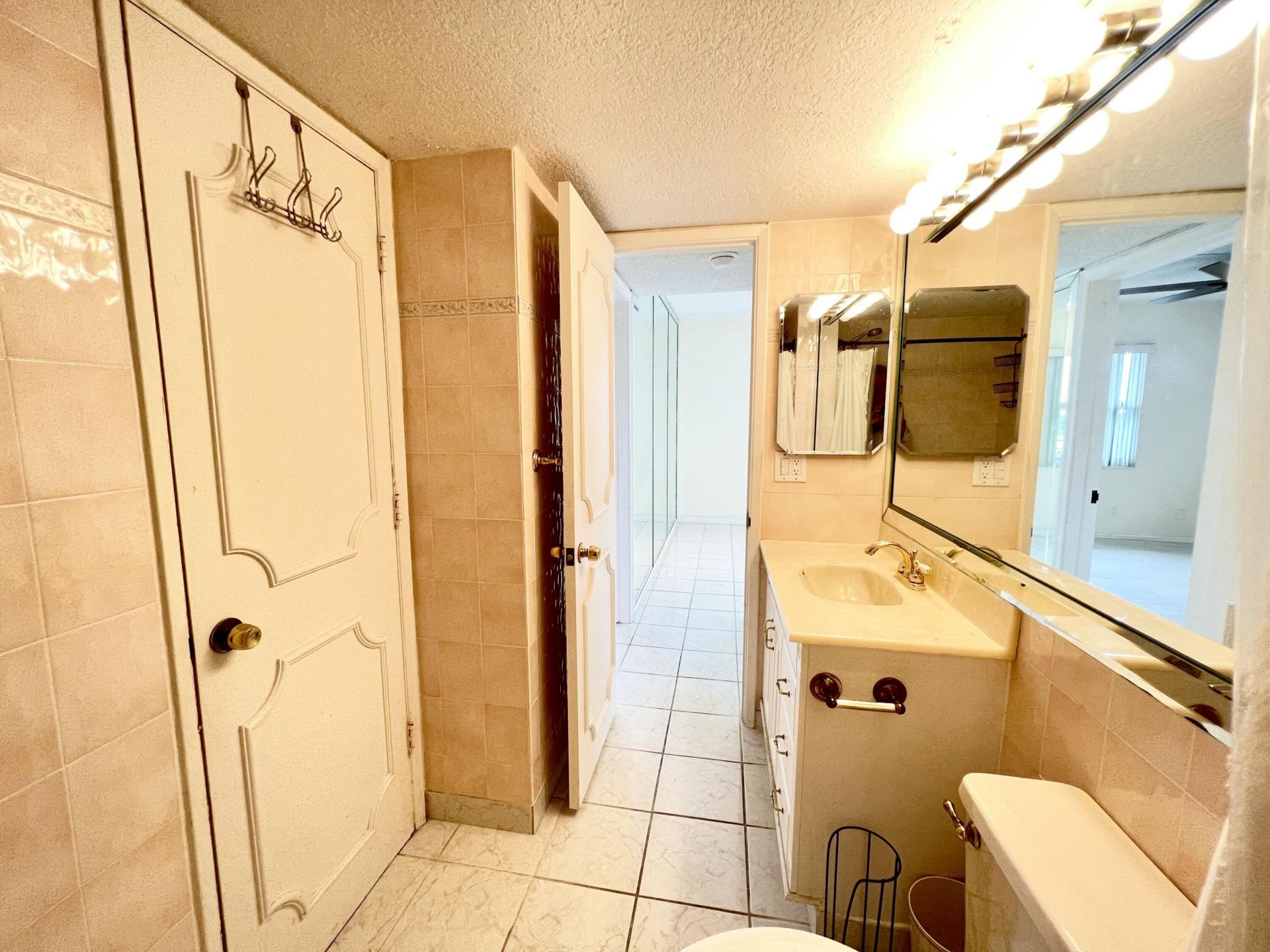 1069 Hillsboro Mile, Unit 606, Hillsboro Beach, FL 33062 Photo