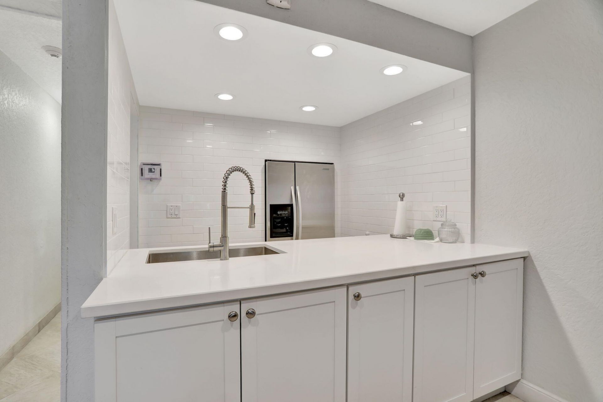 1069 Hillsboro Mile, Unit 606, Hillsboro Beach, FL 33062 Photo