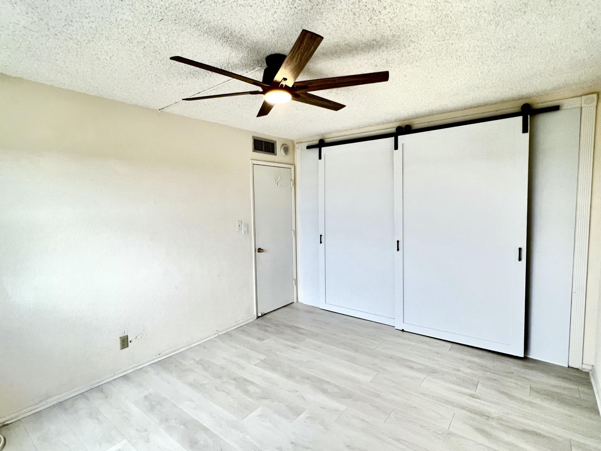 1069 Hillsboro Mile, Unit 606, Hillsboro Beach, FL 33062 Photo
