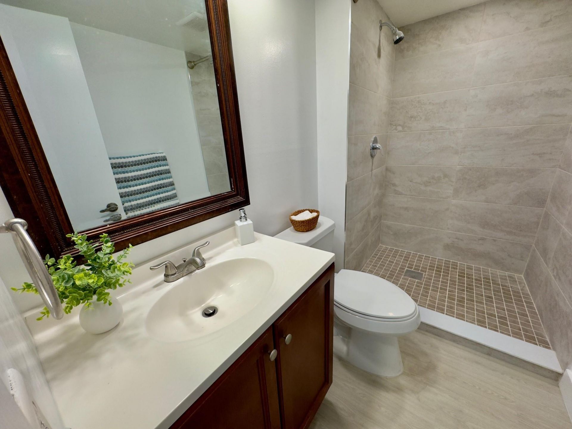525 N Ocean Boulevard N, Unit 921, Pompano Beach, FL 33062 Photo