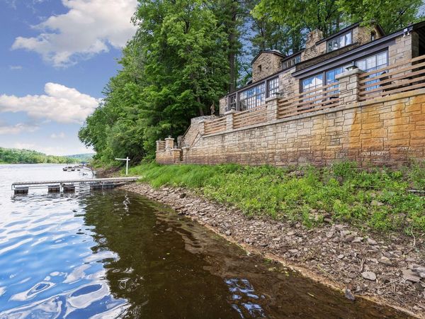 801 Pine Cone Trail, Marine On Saint Croix, MN 55047