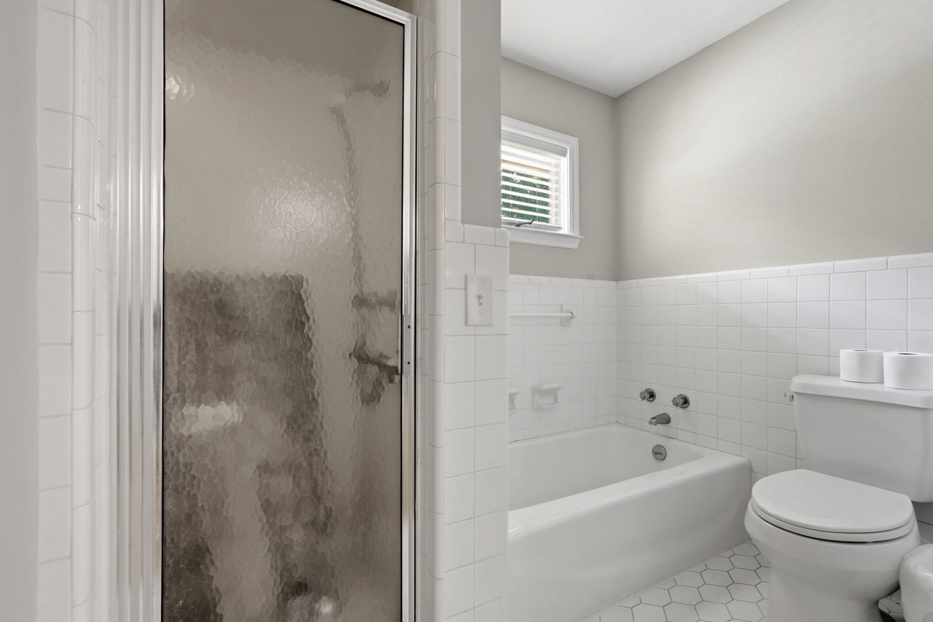 800 Elm St. Photo 16