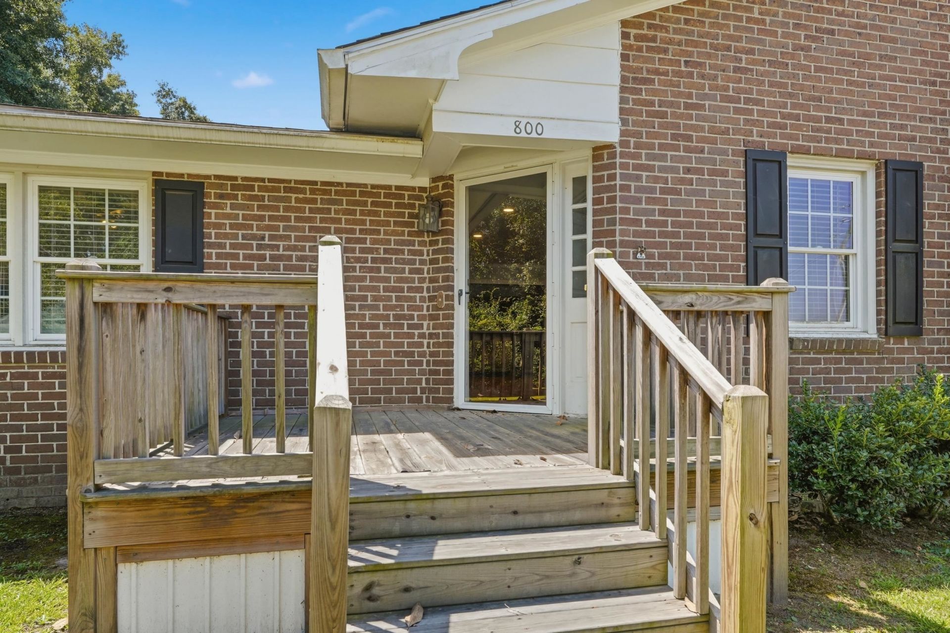 800 Elm St. Photo 25