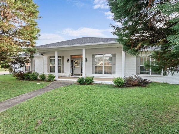 8702 Rolling Hills Drive, Tuscaloosa, AL 35405